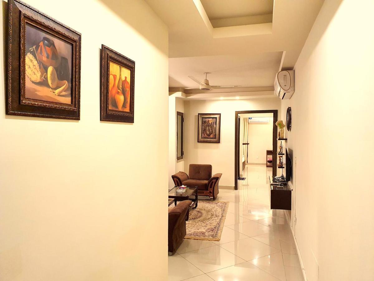 The Millenial Apartments & Suites Bahria Town 라왈핀디 외부 사진
